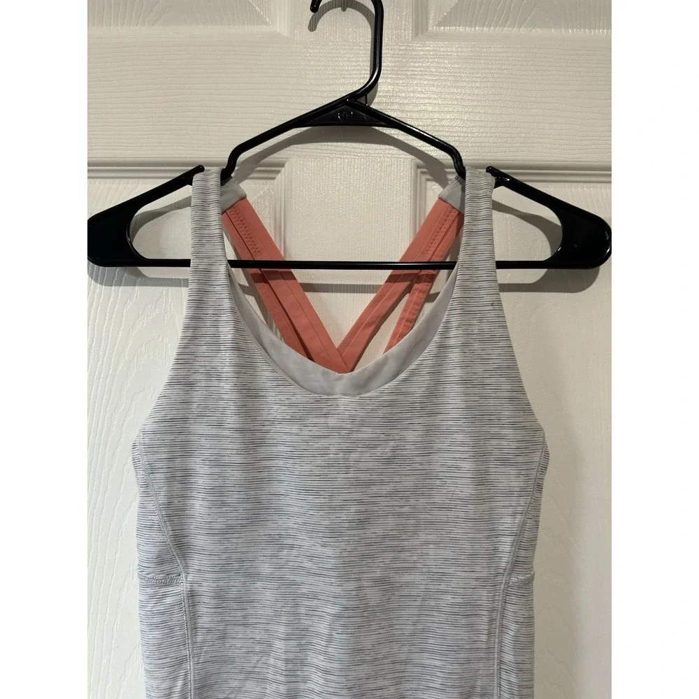 Lululemon‎ Stash N' Run Tank Grey And White Size 8
